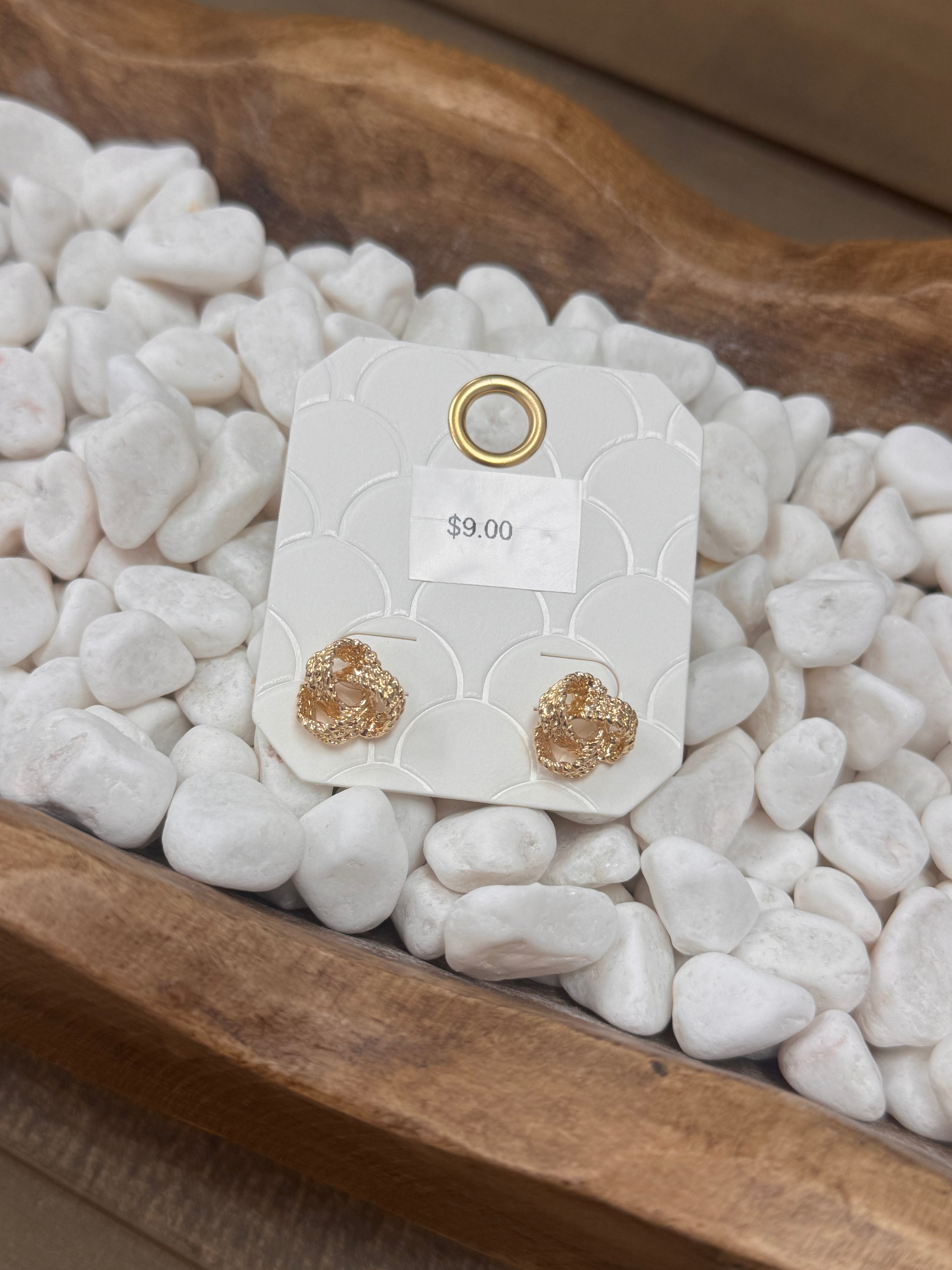 Gold Knot Stud Earrings (SE3164G)